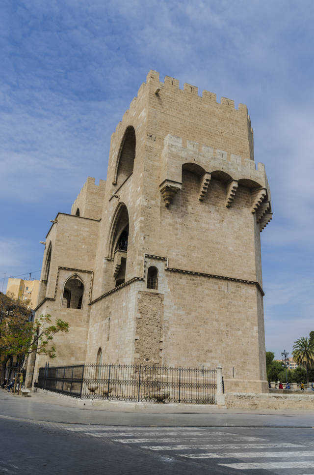 56 - Valencia - Torres de Serranos